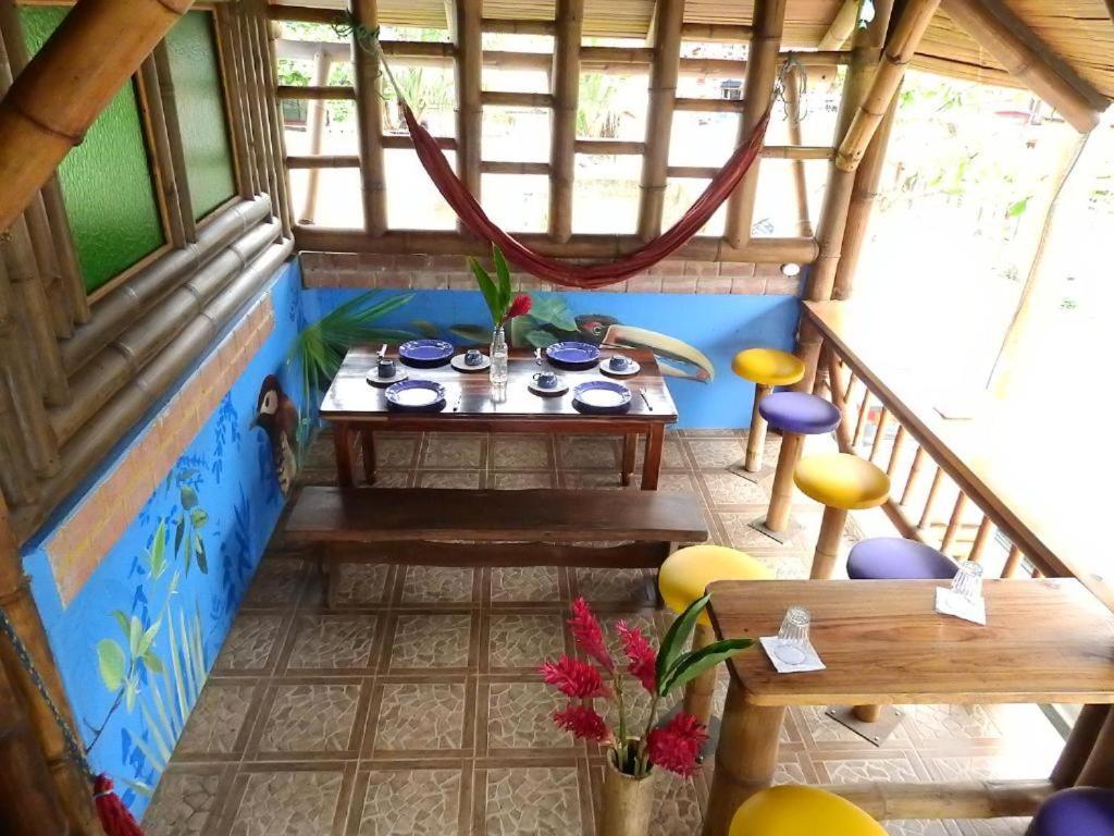 El Bochinche Hotel Mompiche Exterior photo